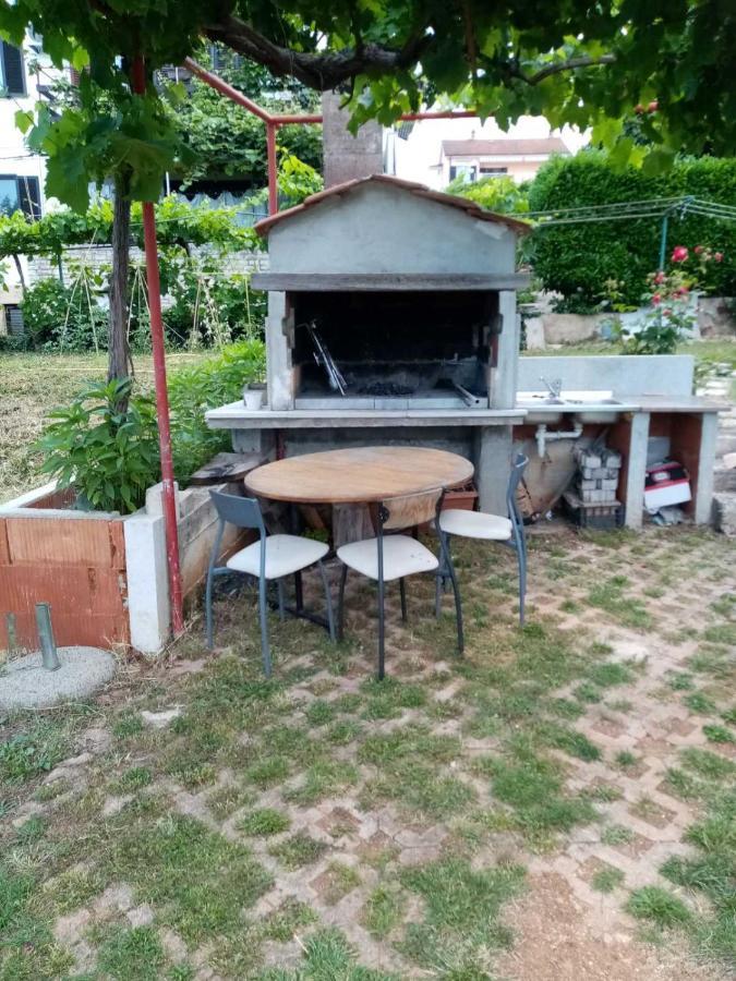 Apartman Mirko Pula Zewnętrze zdjęcie